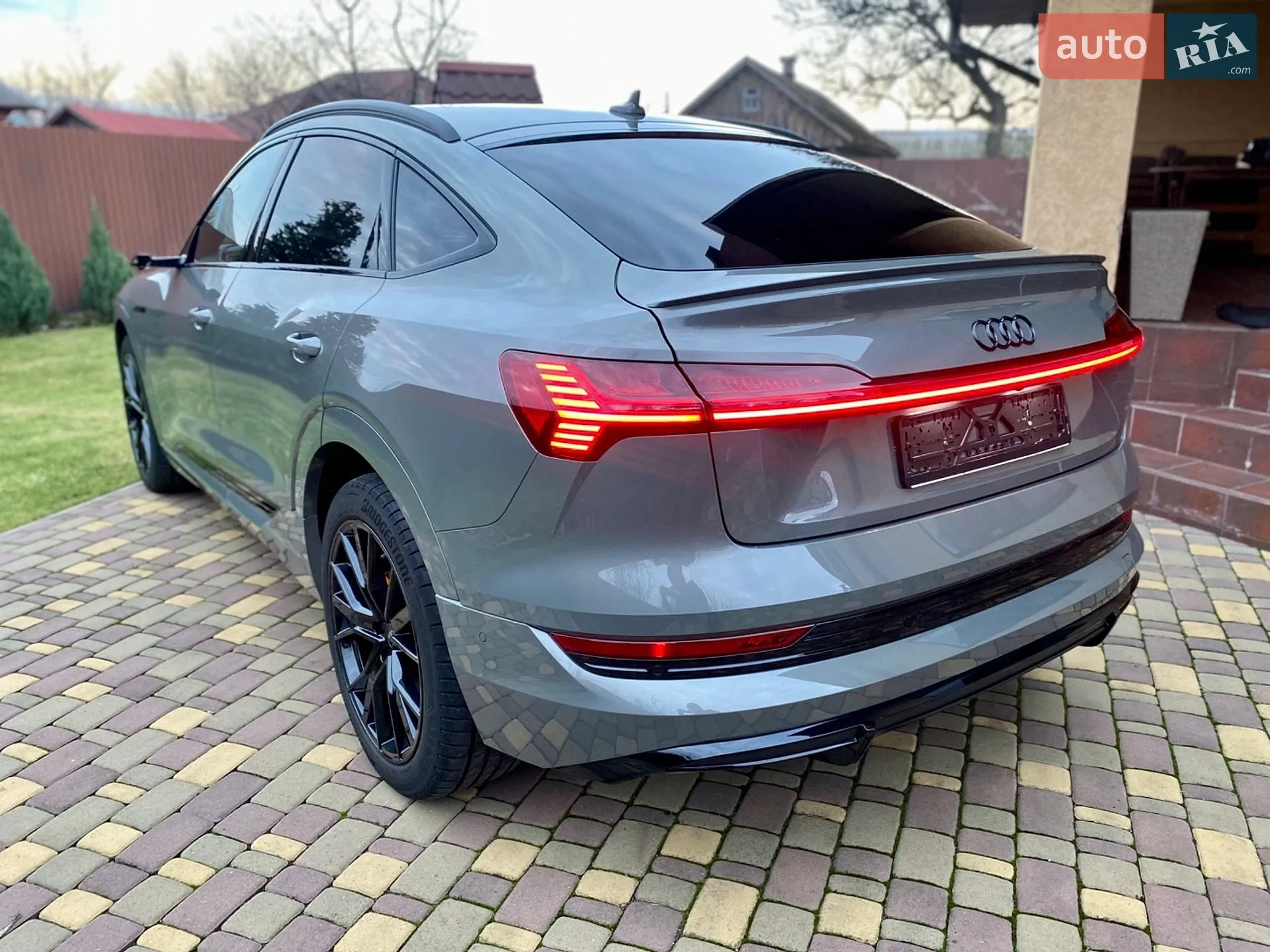 2022 Audi e-tron Sportback - мініатюра 10
