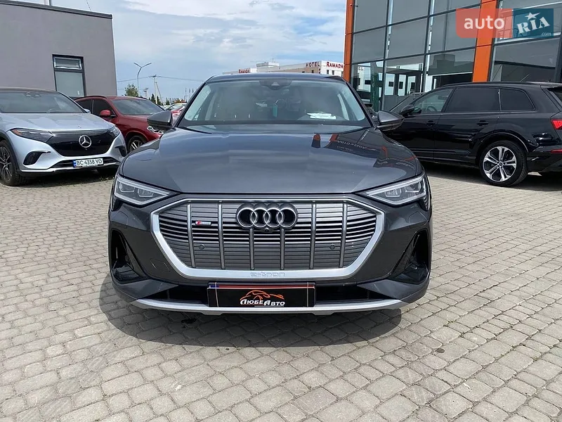 Audi e-tron Sportback 2021 VIN WA12AAGE2MB012331 фото оголошення 2 з 59