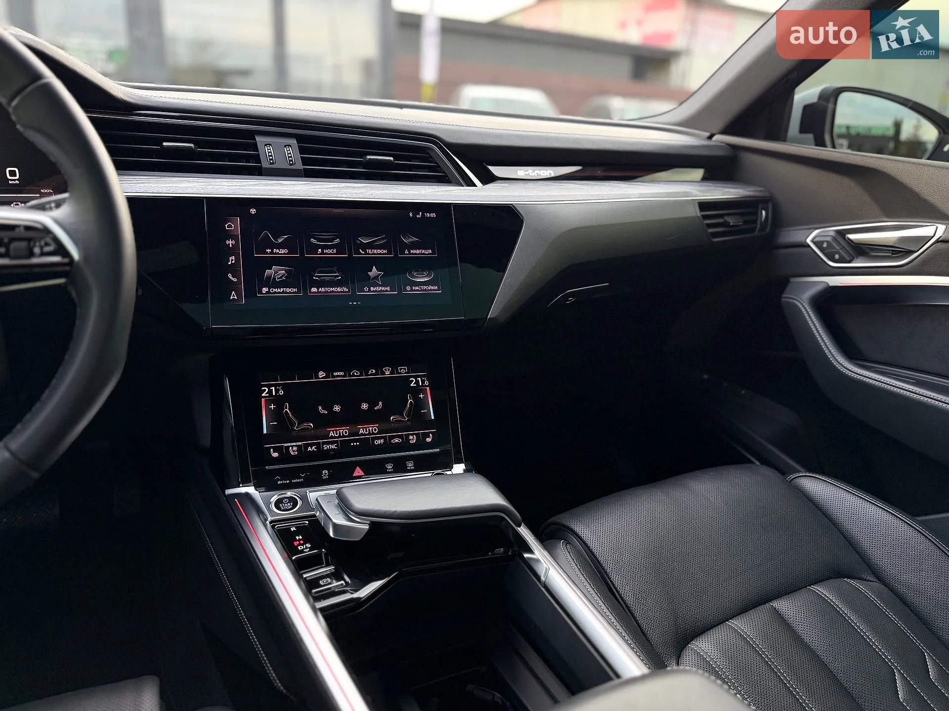 2022 Audi e-tron Sportback - мініатюра 35