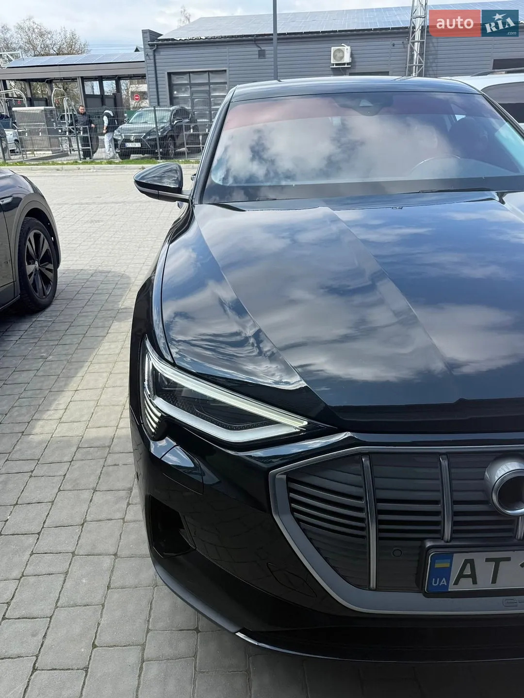 2020 Audi e-tron Sportback - мініатюра 4