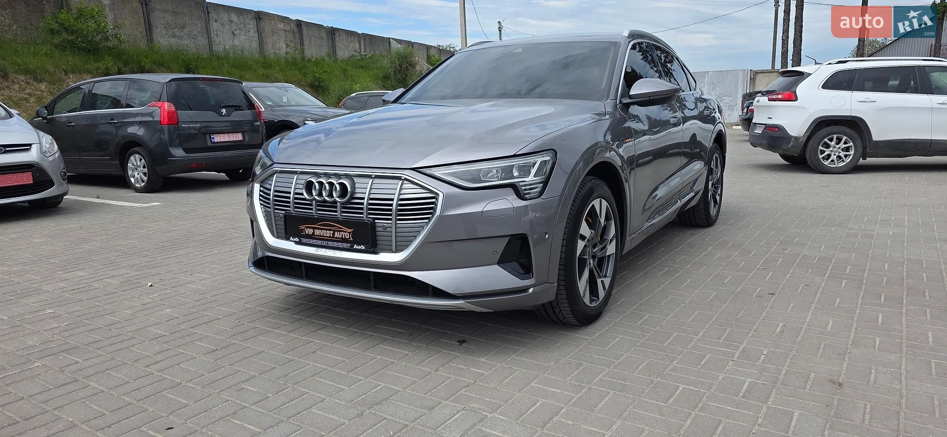 2020 Audi e-tron Sportback - мініатюра 4