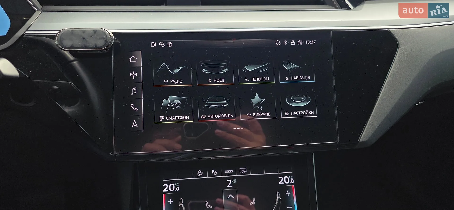 2020 Audi e-tron Sportback - мініатюра 61