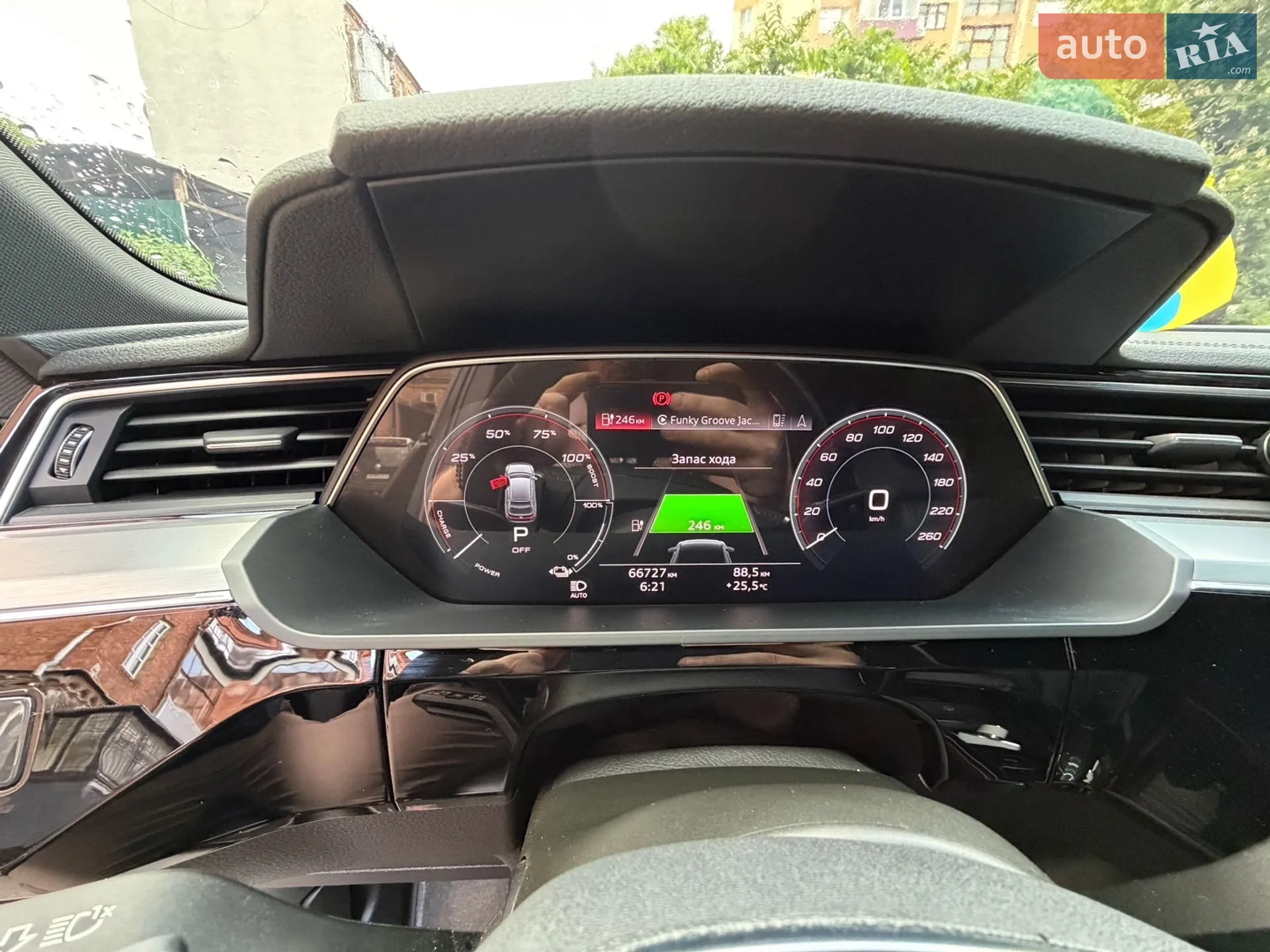 2021 Audi e-tron Sportback - мініатюра 14