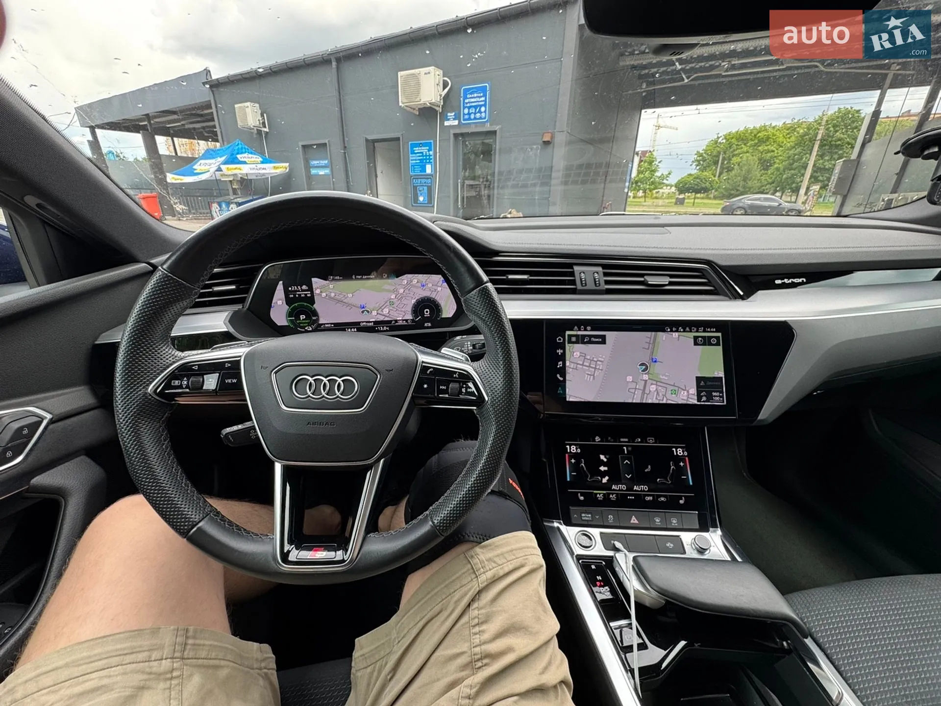 2021 Audi e-tron Sportback - мініатюра 12