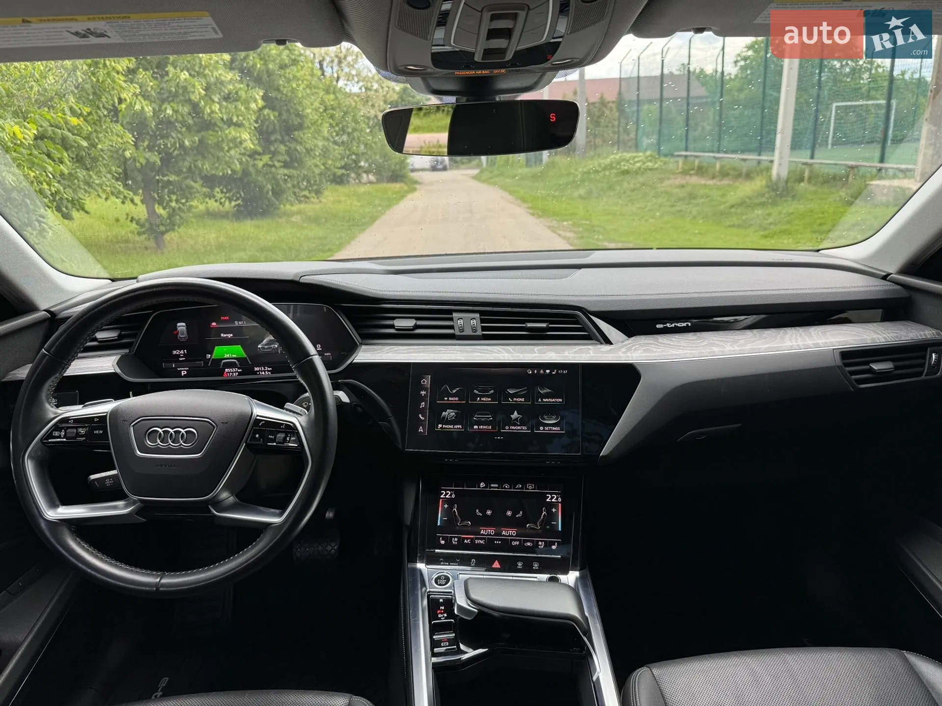 2020 Audi e-tron Sportback - мініатюра 14