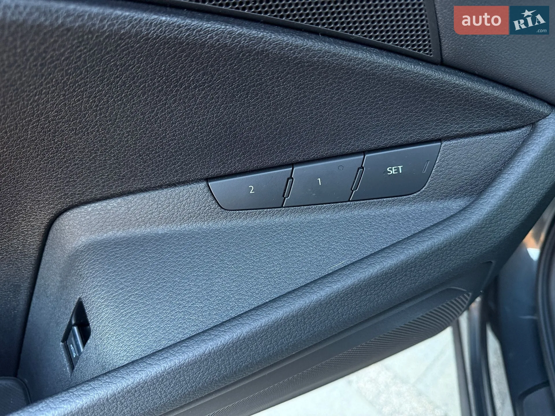 2020 Audi e-tron Sportback - мініатюра 16