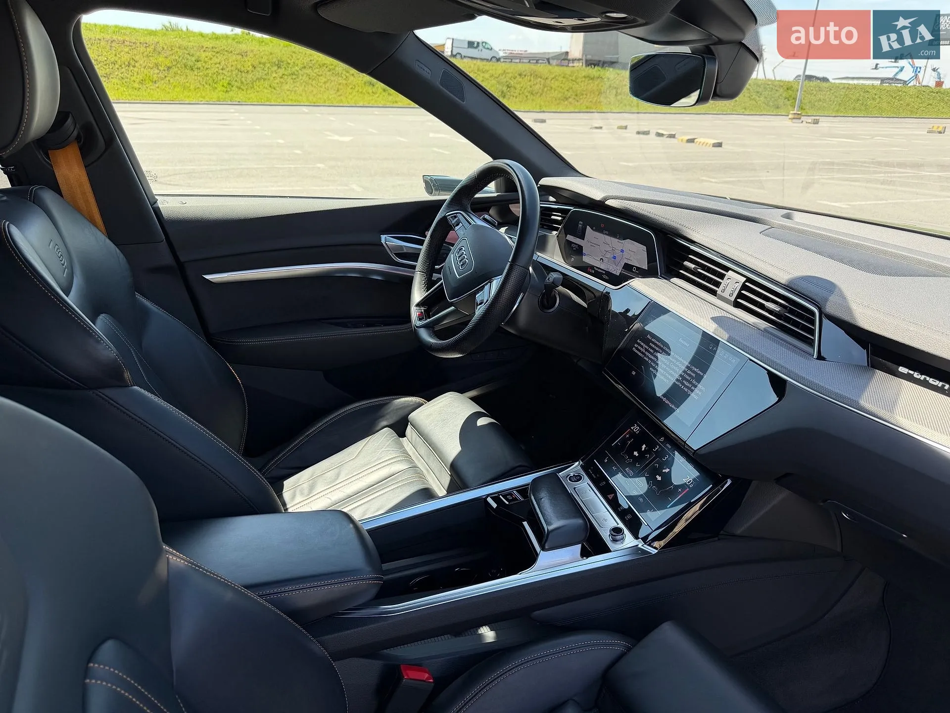 2022 Audi e-tron Sportback - мініатюра 22