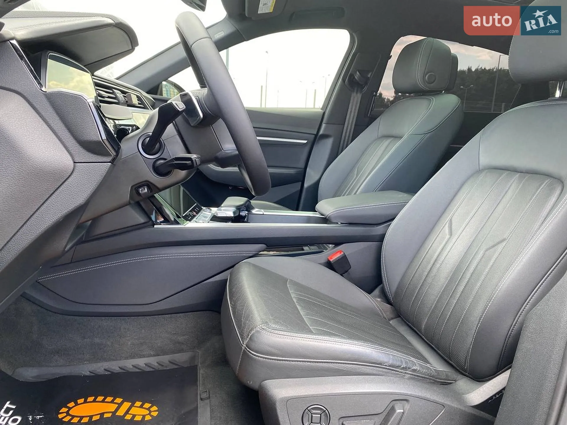 2020 Audi e-tron Sportback - мініатюра 14