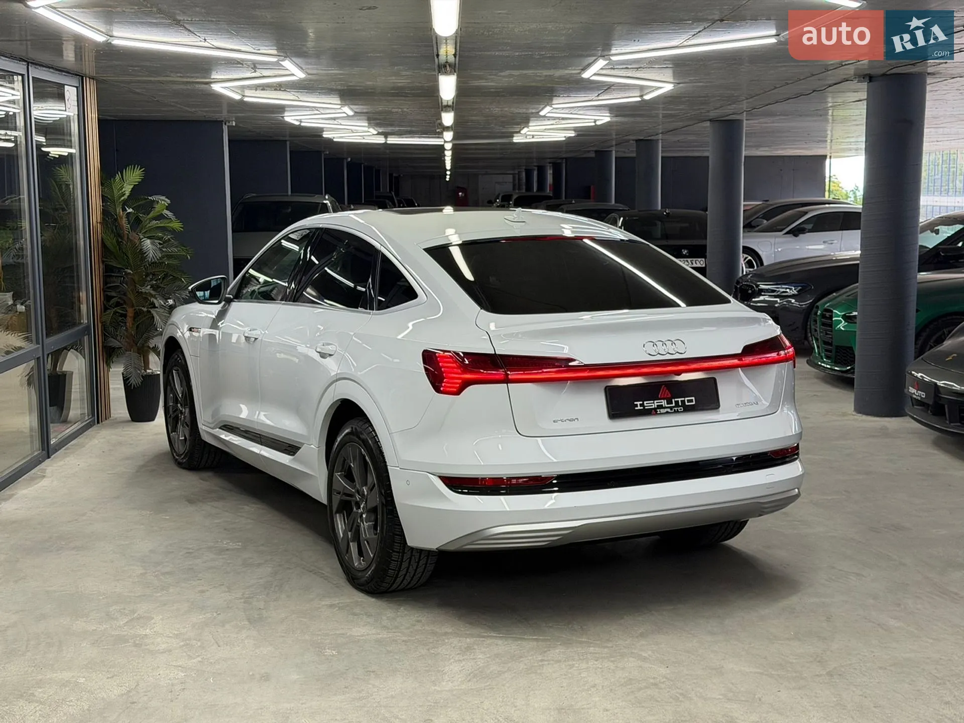 2020 Audi e-tron Sportback - мініатюра 10