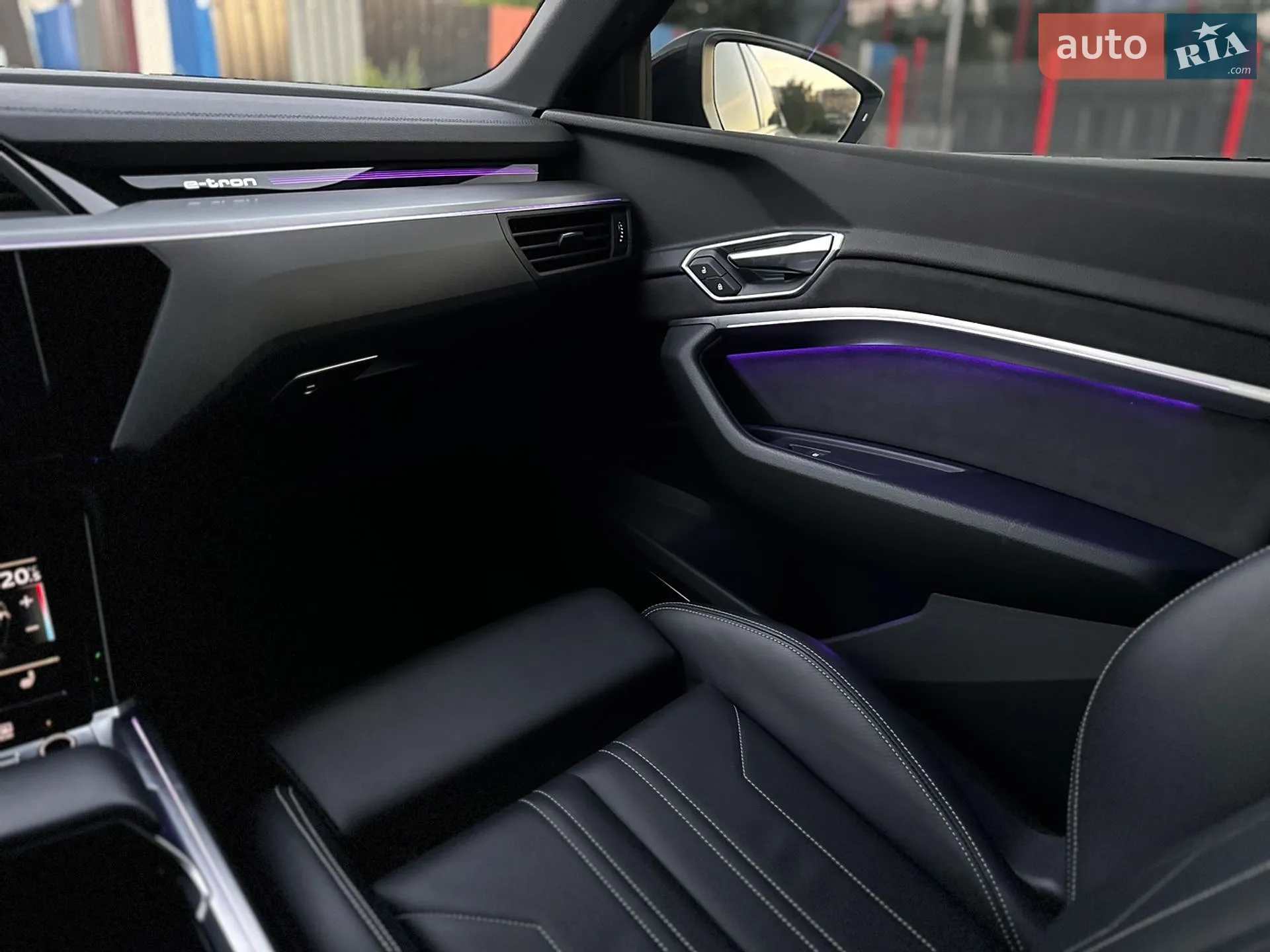 2022 Audi e-tron Sportback - мініатюра 74
