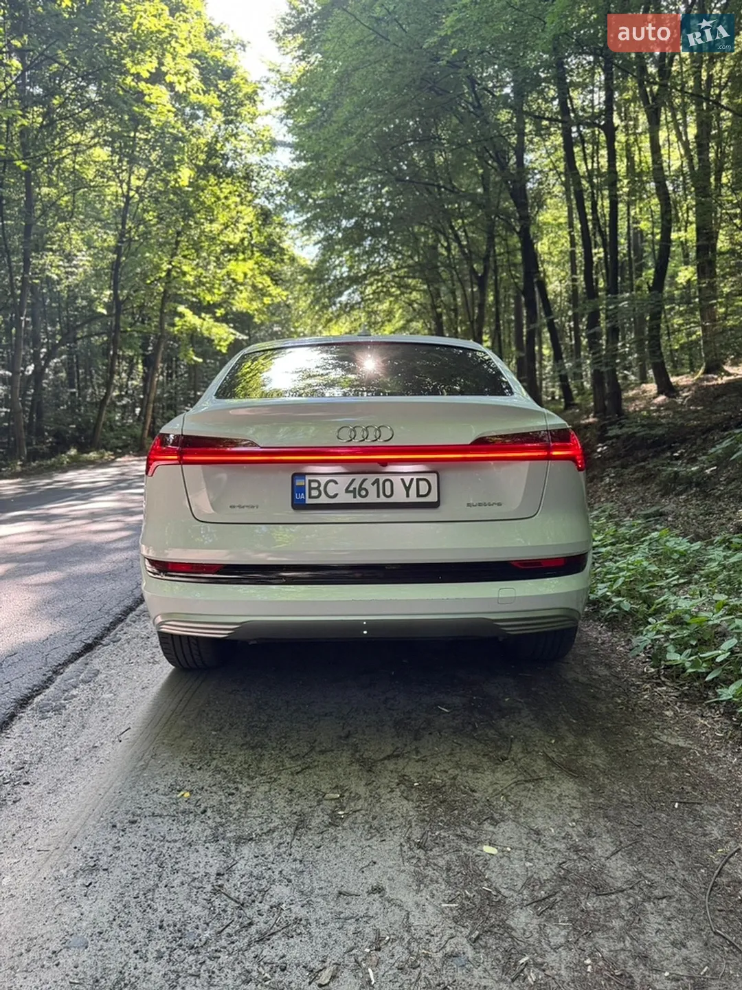2020 Audi e-tron Sportback - мініатюра 4