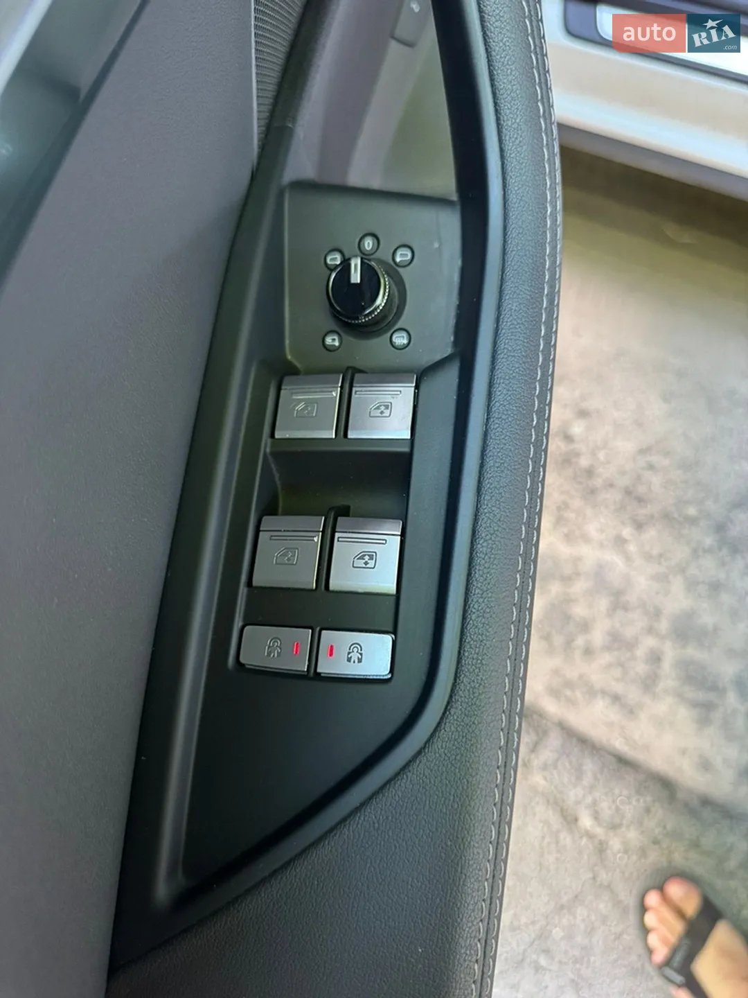 2020 Audi e-tron Sportback - мініатюра 14