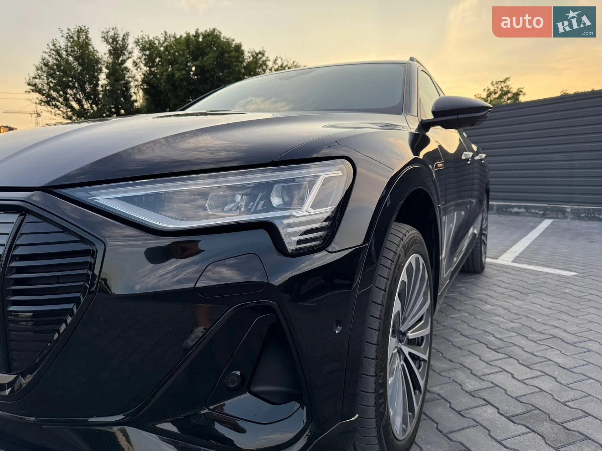2020 Audi e-tron Sportback - мініатюра 24