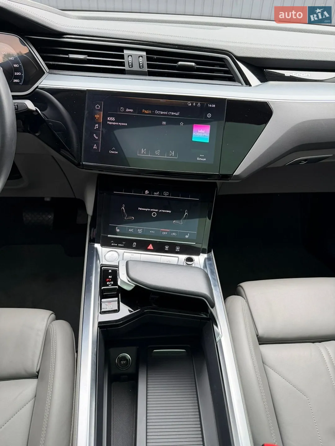 2020 Audi e-tron Sportback - мініатюра 19