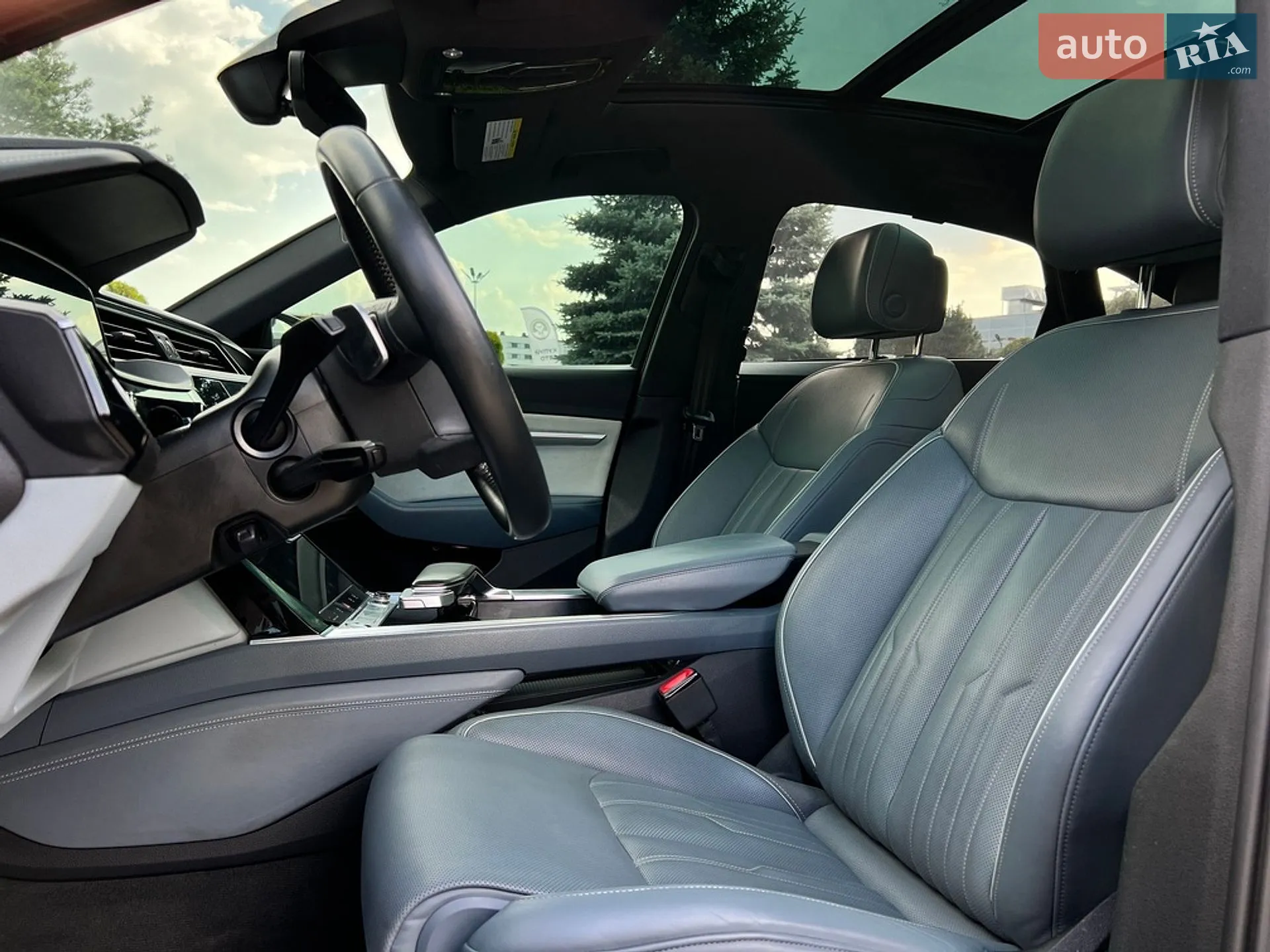 2020 Audi e-tron Sportback - мініатюра 9