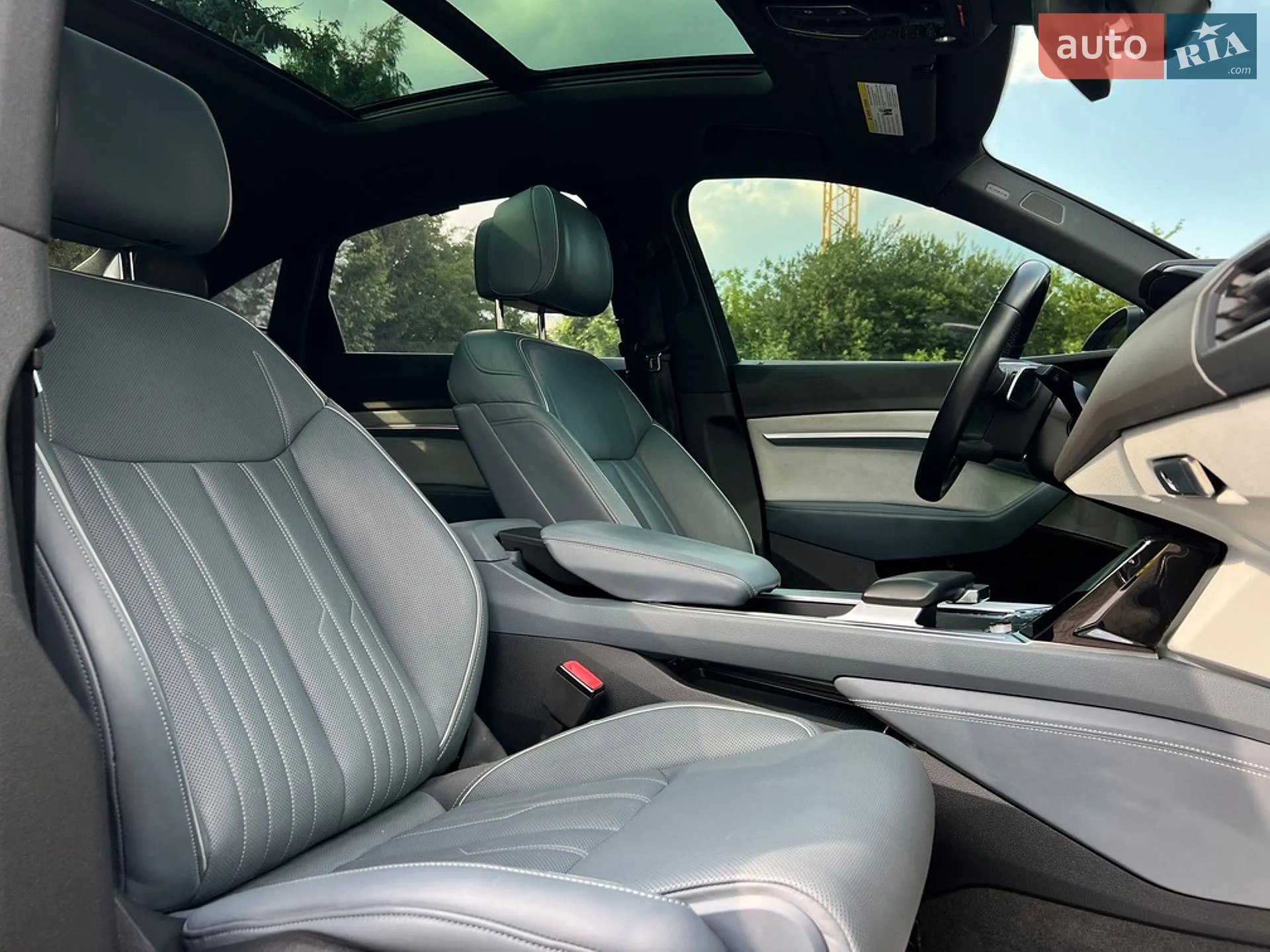 2020 Audi e-tron Sportback - мініатюра 24