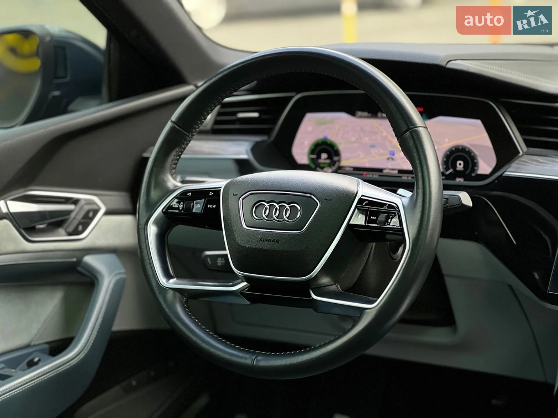 2020 Audi e-tron Sportback - мініатюра 26