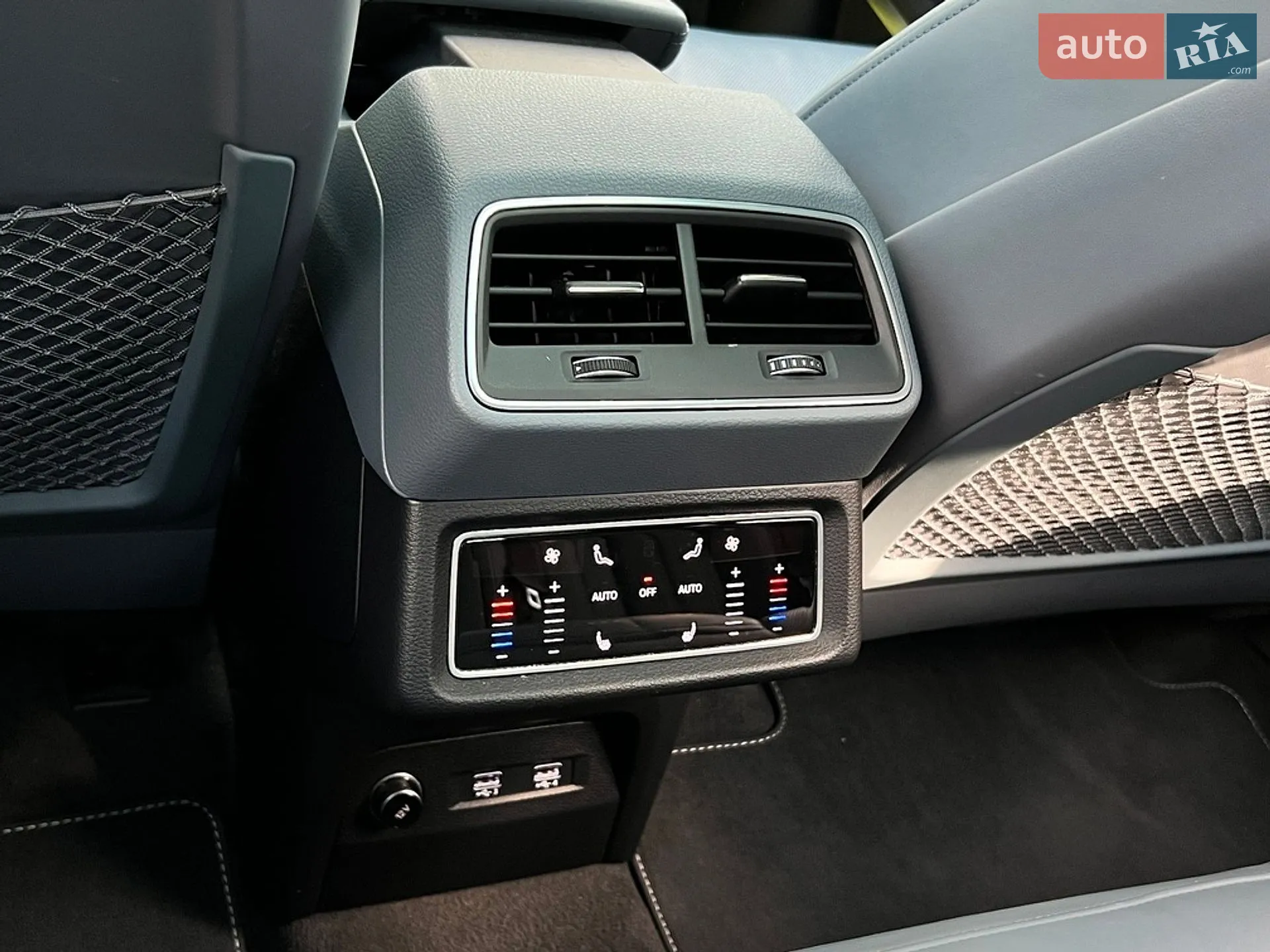 2020 Audi e-tron Sportback - мініатюра 30