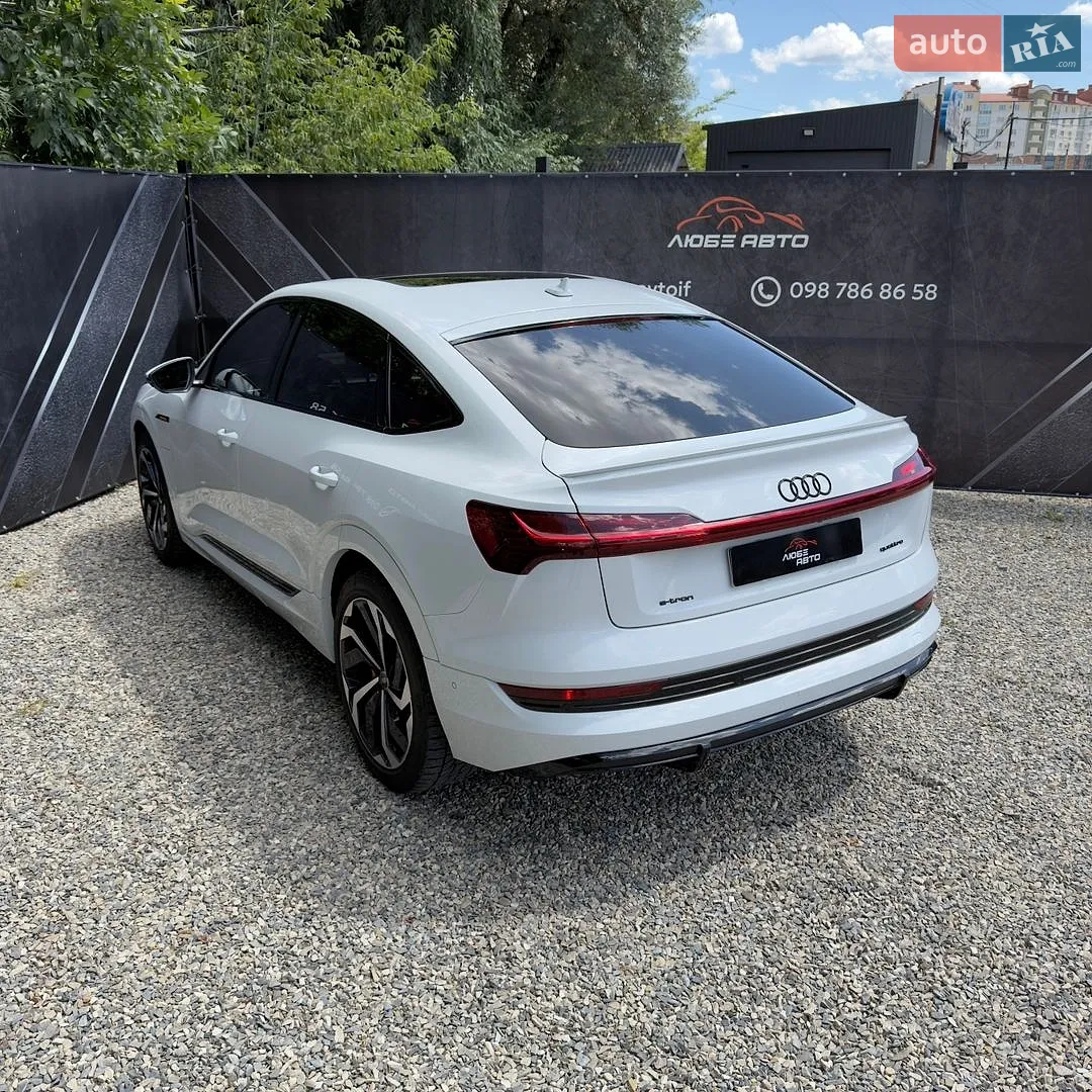 2022 Audi e-tron Sportback - мініатюра 8