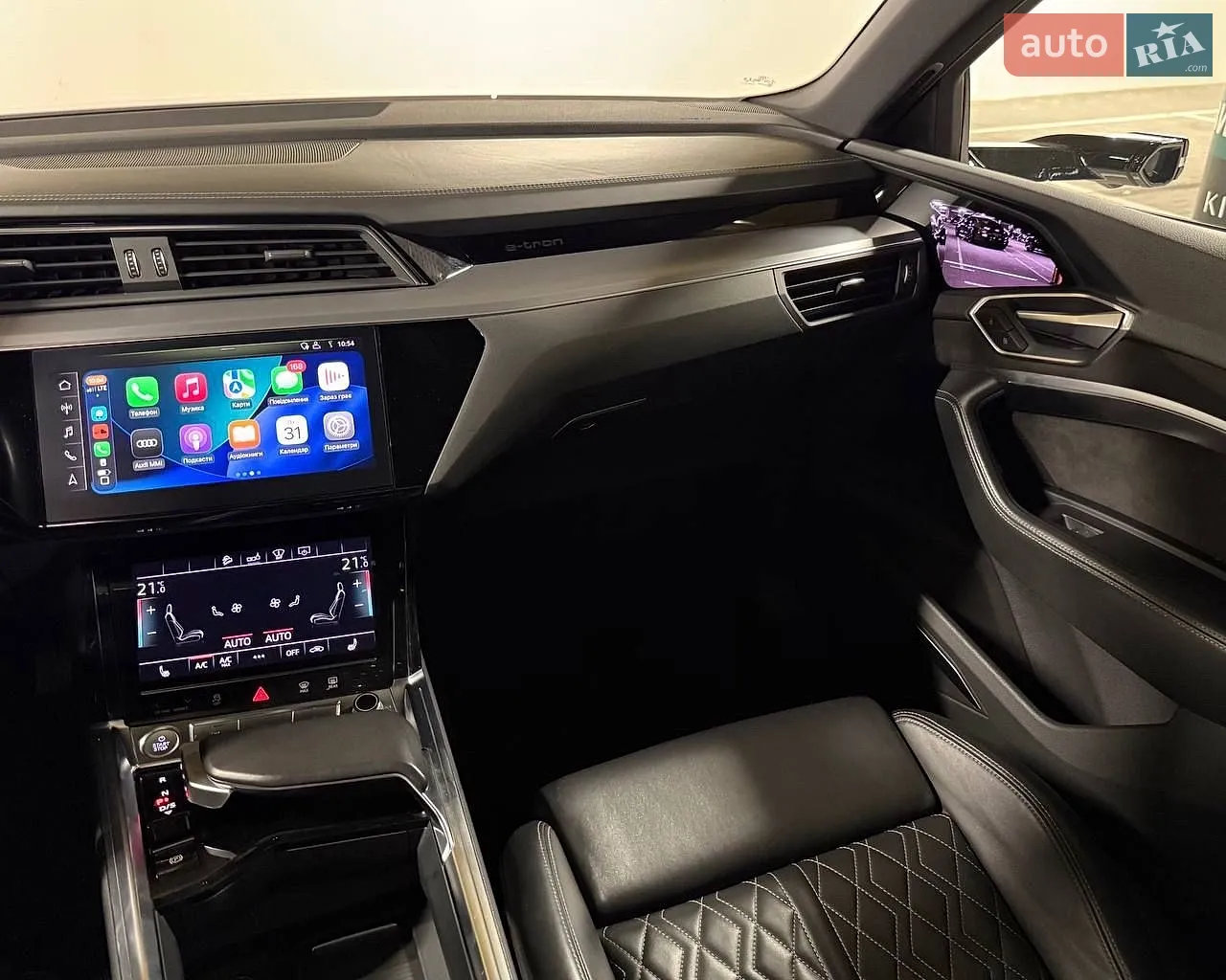 2020 Audi e-tron Sportback - мініатюра 27