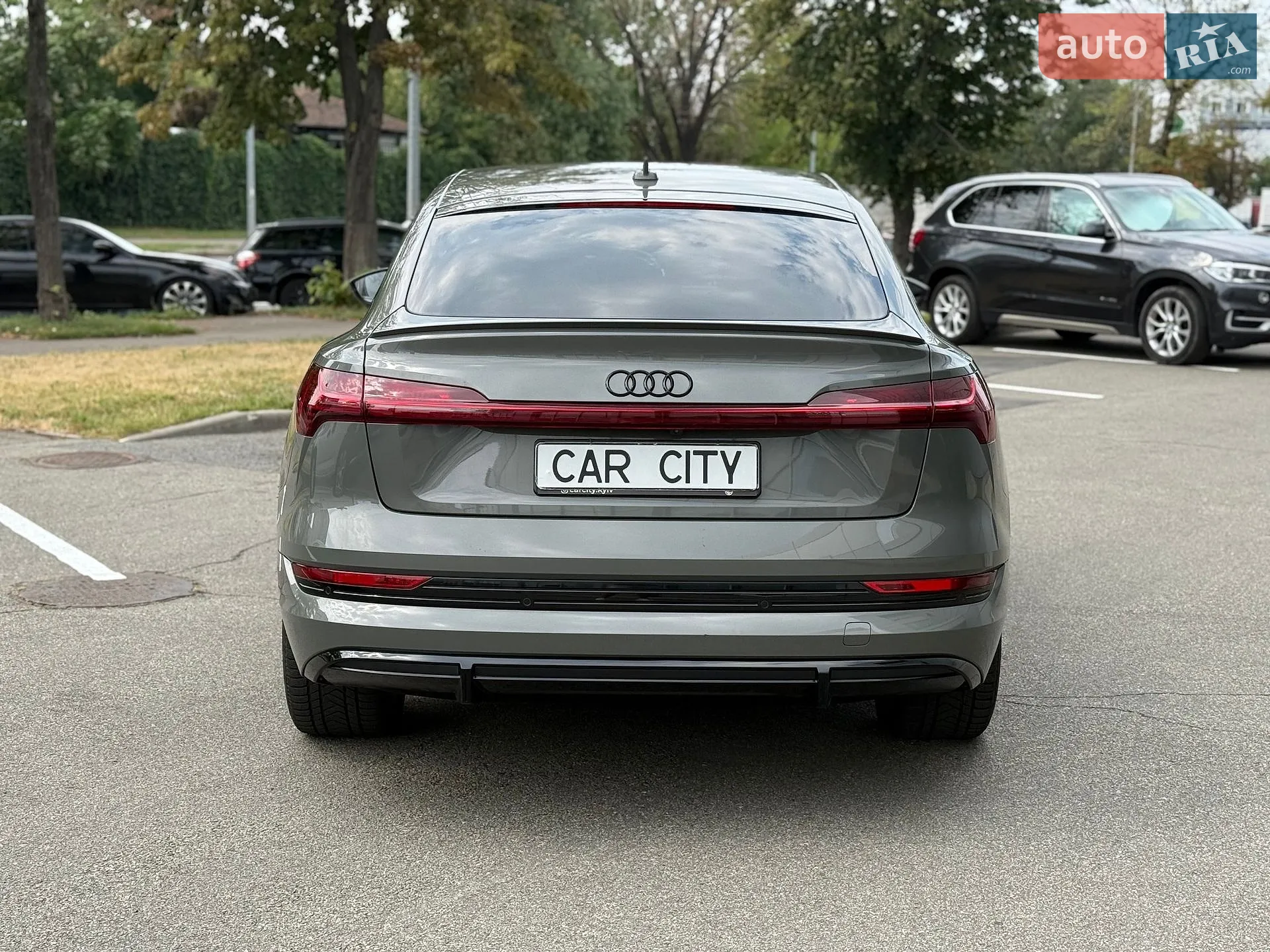 2022 Audi e-tron Sportback - мініатюра 4