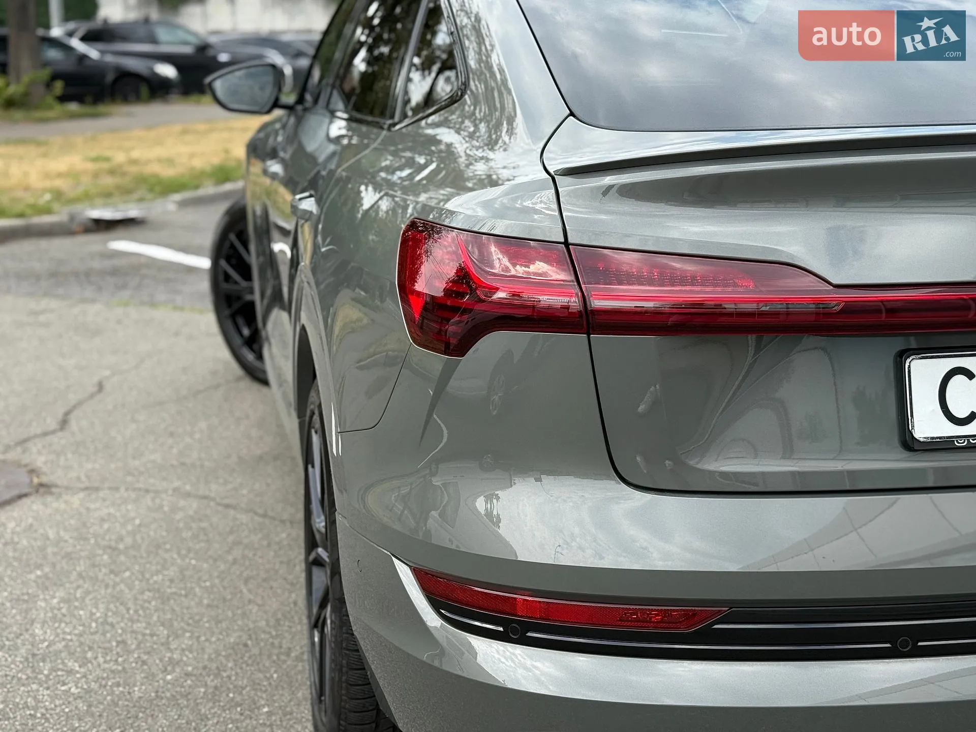 2022 Audi e-tron Sportback - мініатюра 12