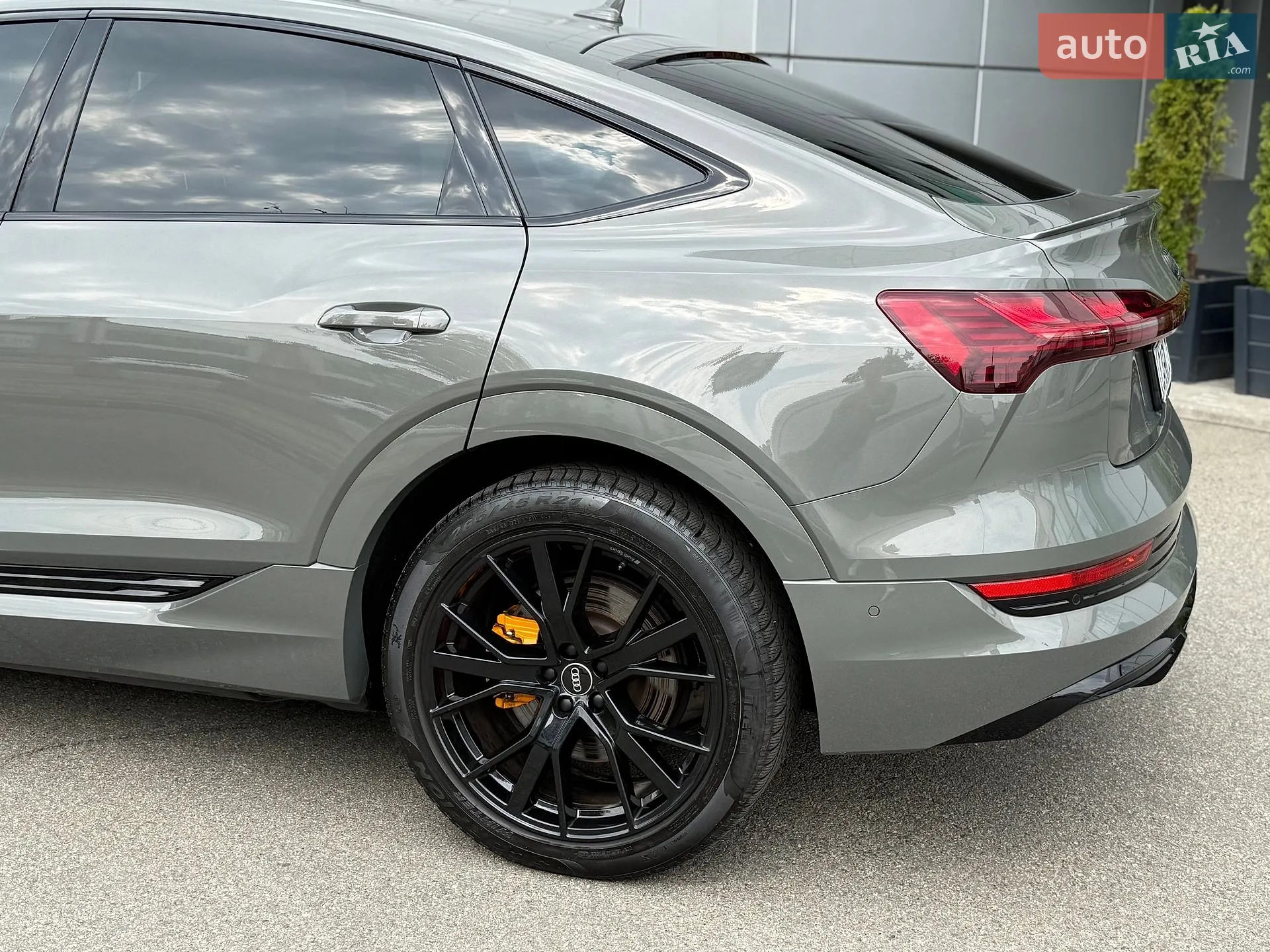 2022 Audi e-tron Sportback - мініатюра 13