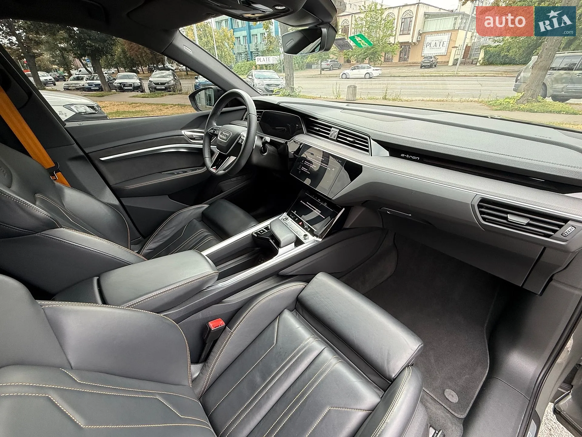 2022 Audi e-tron Sportback - мініатюра 19