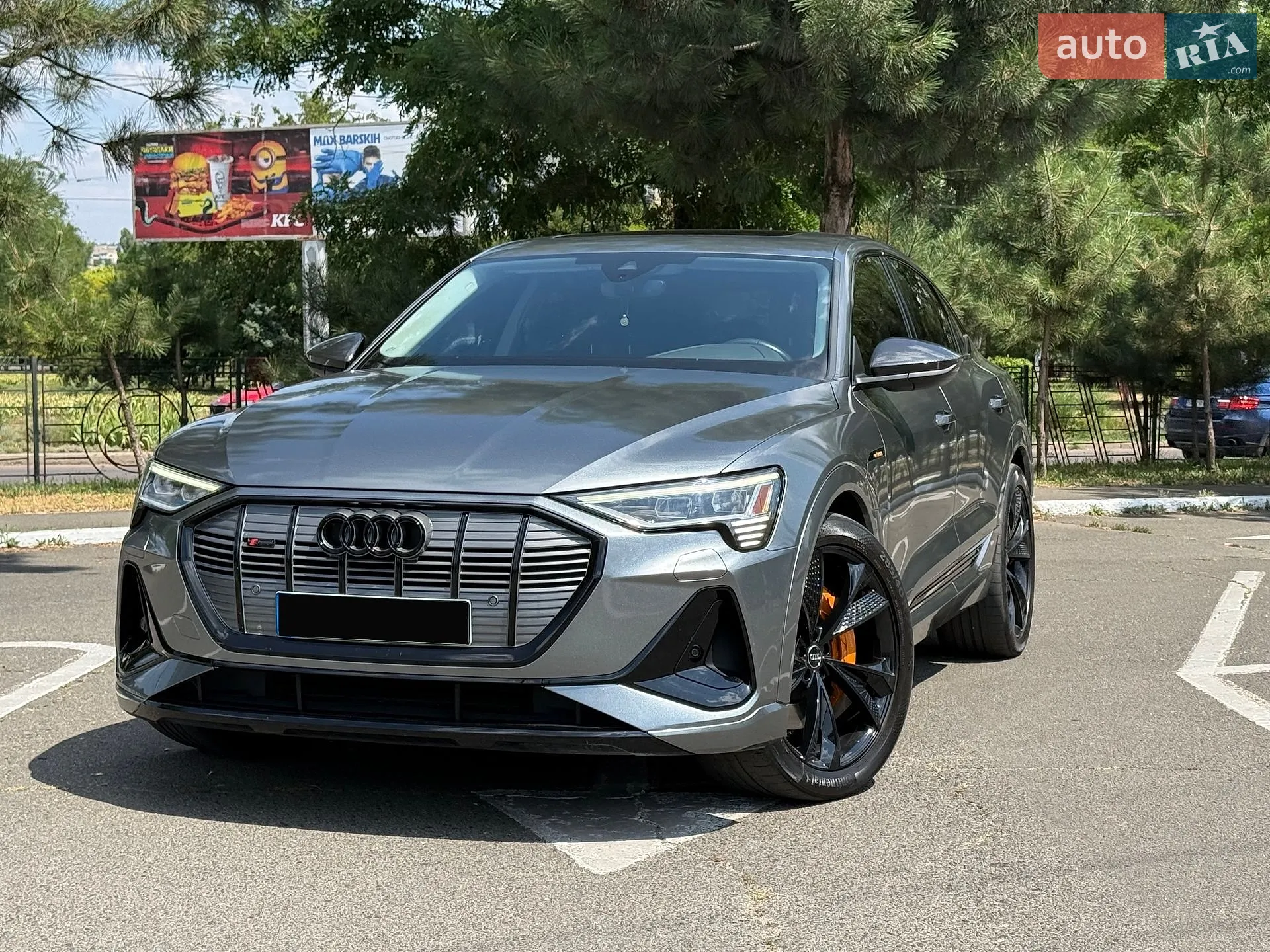 2022 Audi e-tron Sportback - мініатюра 2