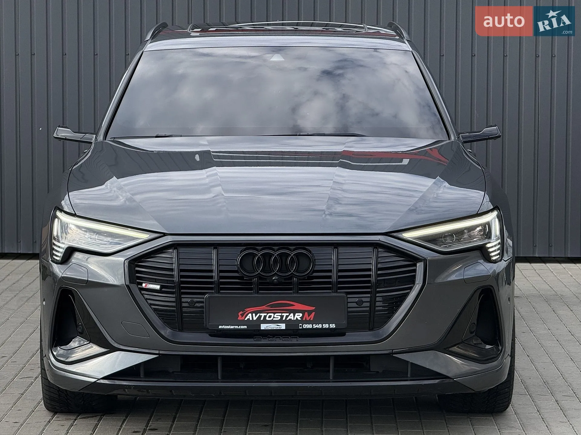 2020 Audi e-tron Sportback - мініатюра 2