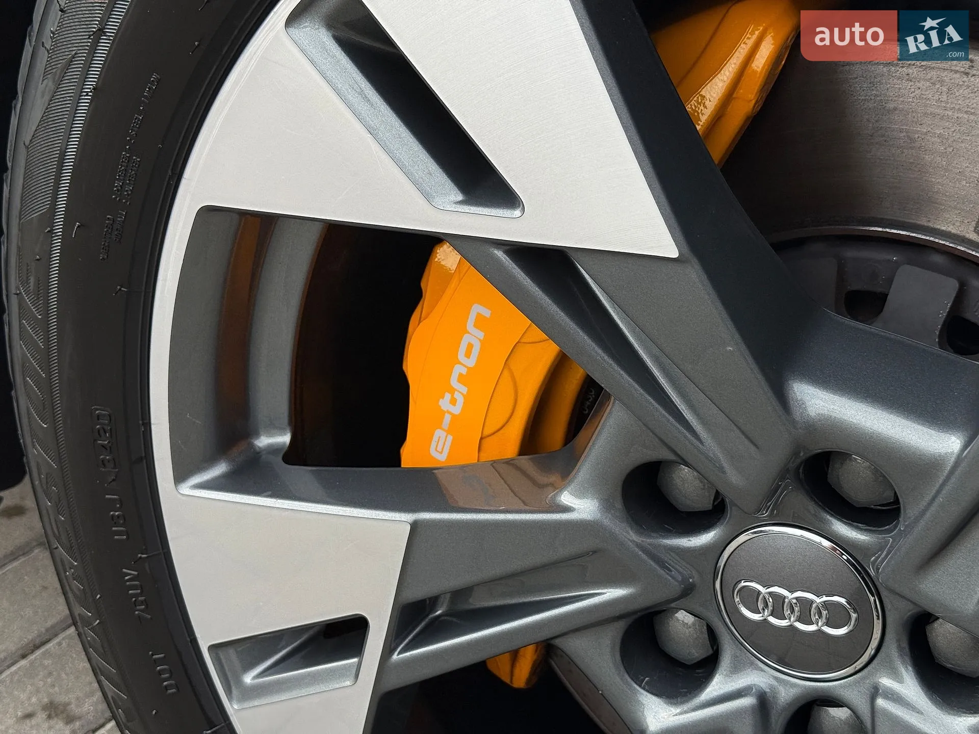 2020 Audi e-tron Sportback - мініатюра 21