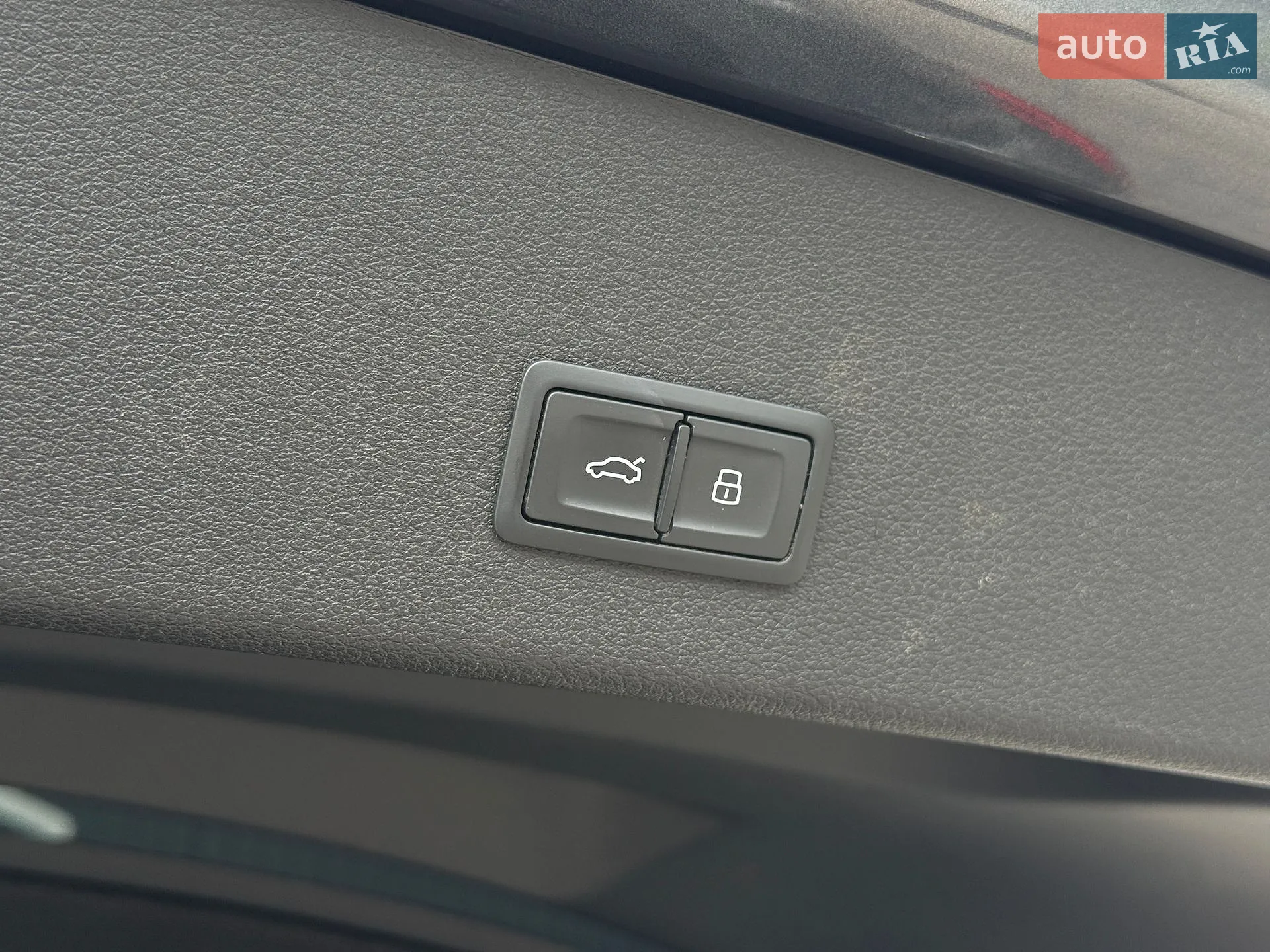 2020 Audi e-tron Sportback - мініатюра 29