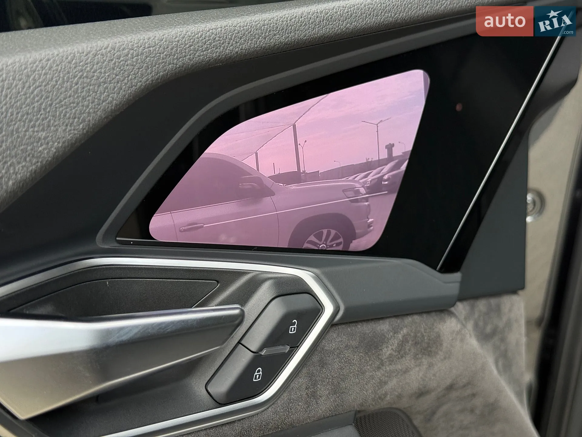 2020 Audi e-tron Sportback - мініатюра 42