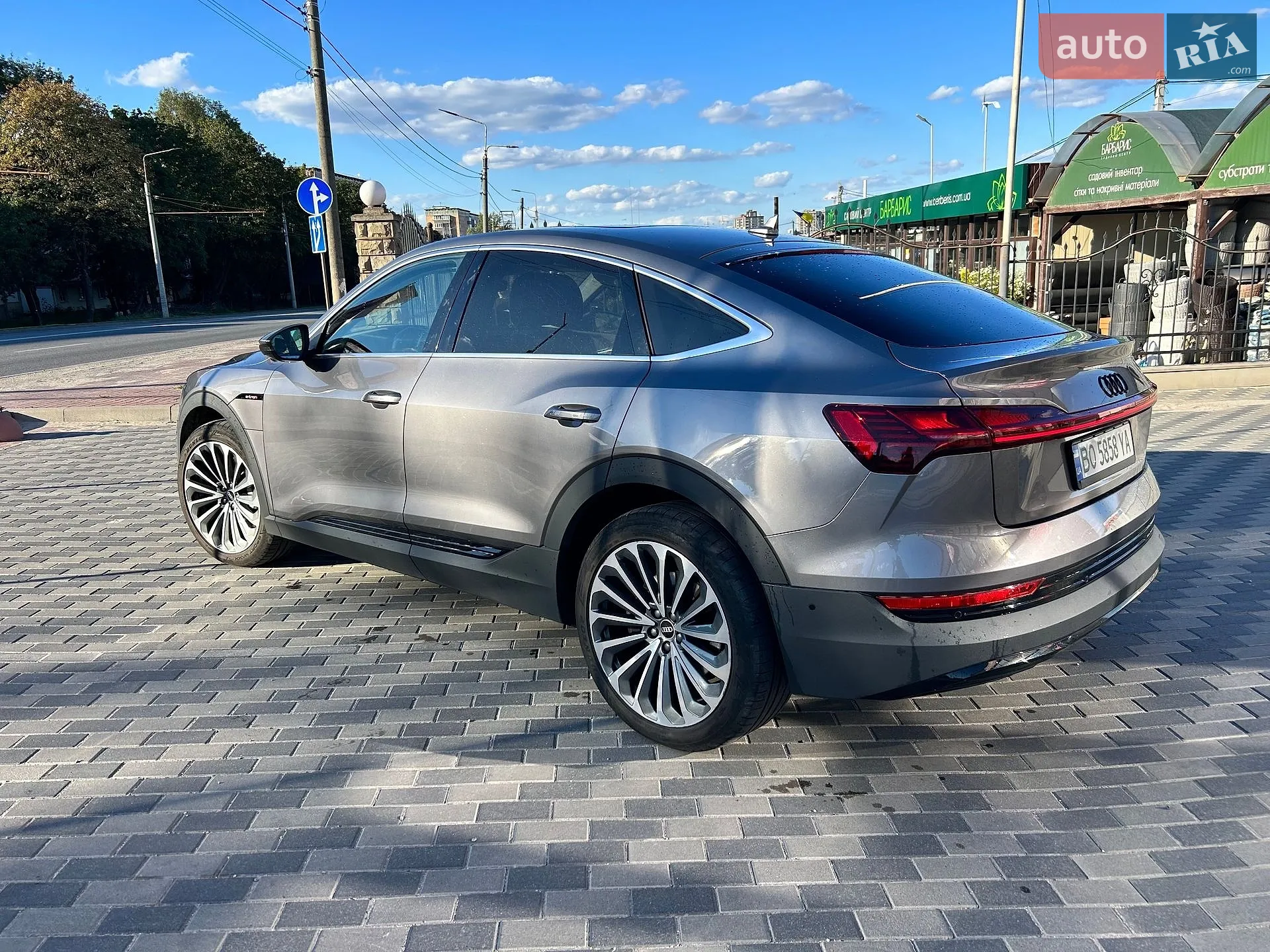 2020 Audi e-tron Sportback - мініатюра 6