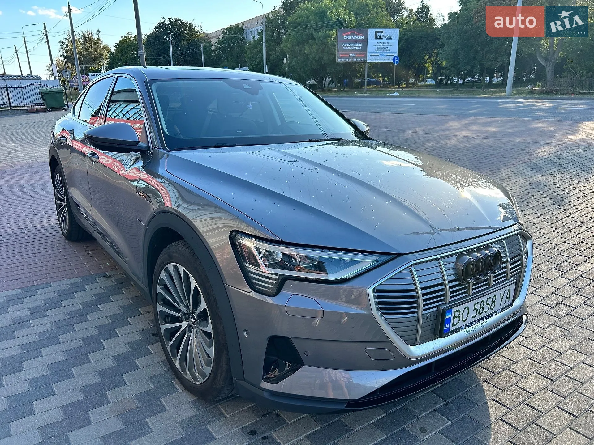 2020 Audi e-tron Sportback - мініатюра 7