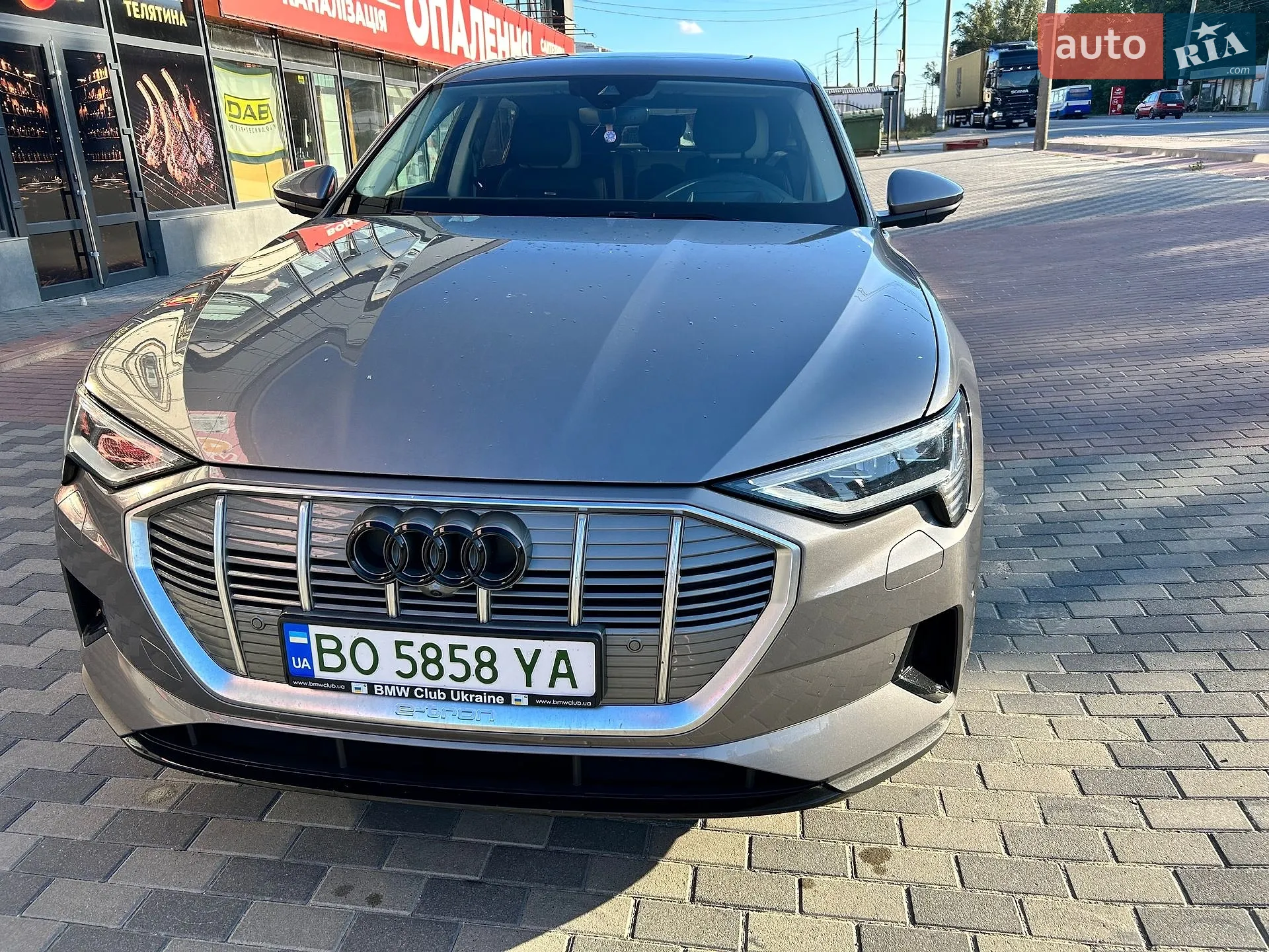 2020 Audi e-tron Sportback - мініатюра 3