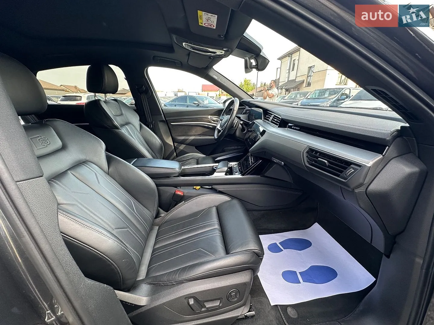 2020 Audi e-tron Sportback - мініатюра 34