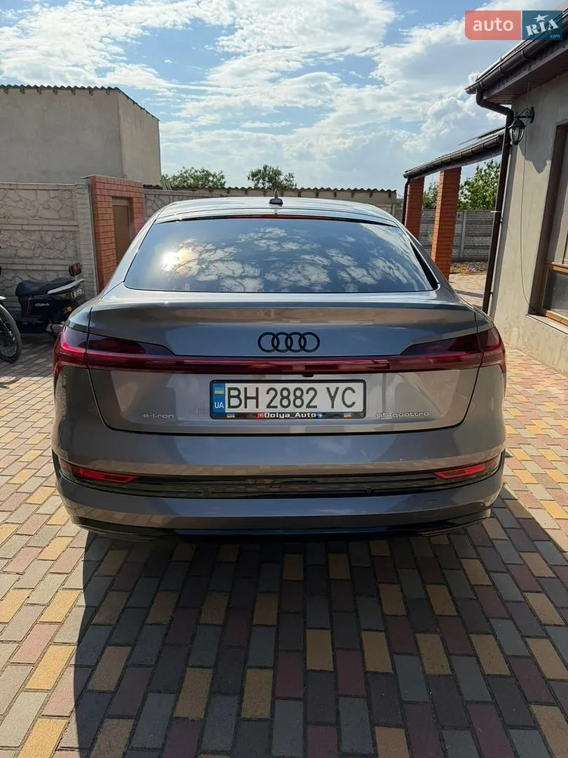 2022 Audi e-tron Sportback - мініатюра 6