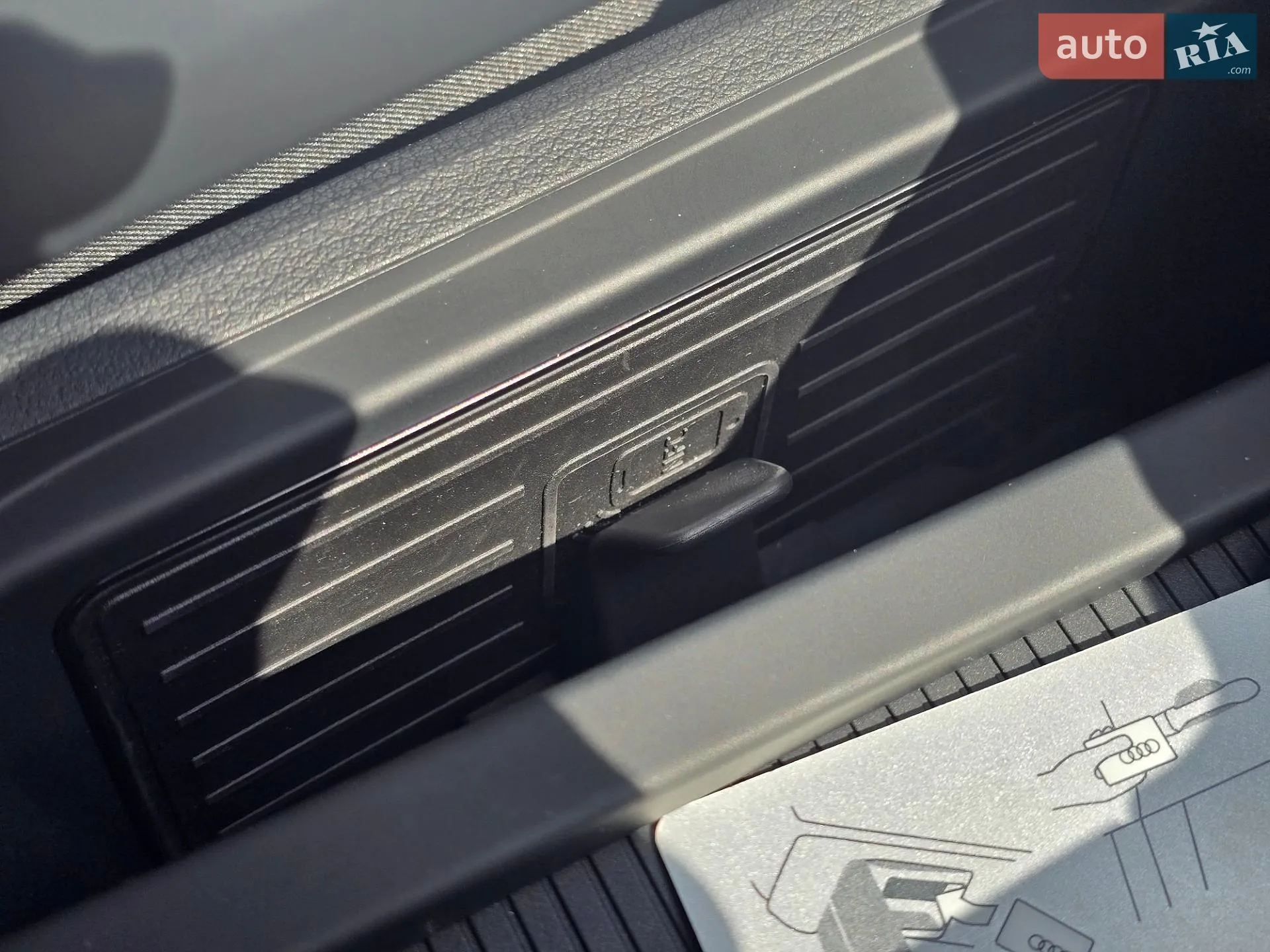 2022 Audi e-tron Sportback - мініатюра 97