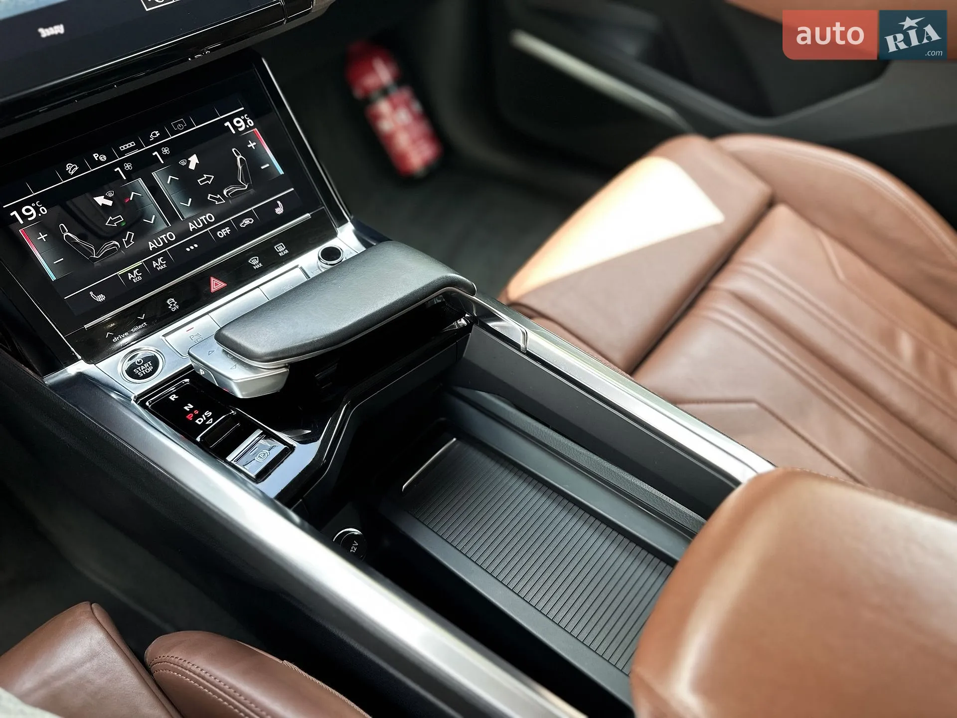 2021 Audi e-tron Sportback - мініатюра 23
