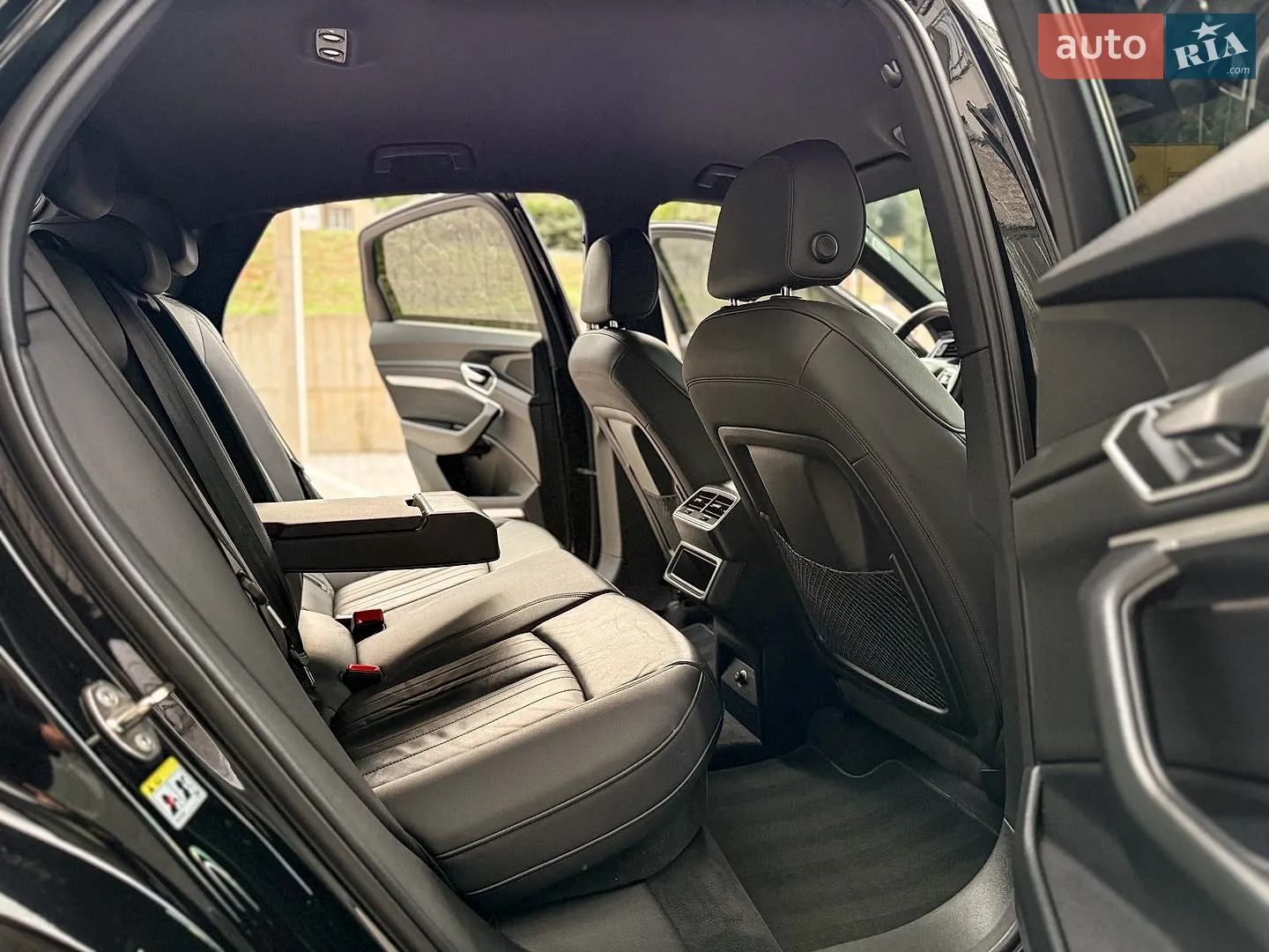 2021 Audi e-tron Sportback - мініатюра 25