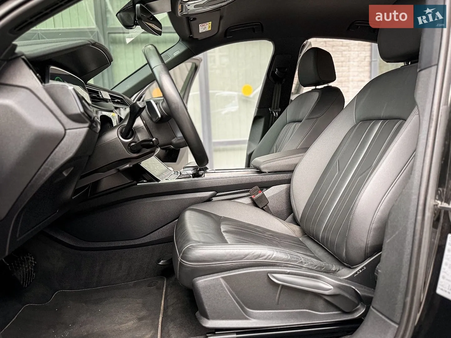 2021 Audi e-tron Sportback - мініатюра 22