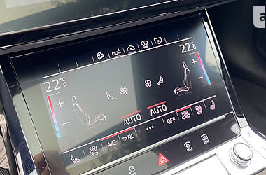 Внедорожник / Кроссовер Audi e-tron 2019 в 