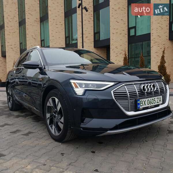 Внедорожник / Кроссовер Audi e-tron 2019 в Хмельницком