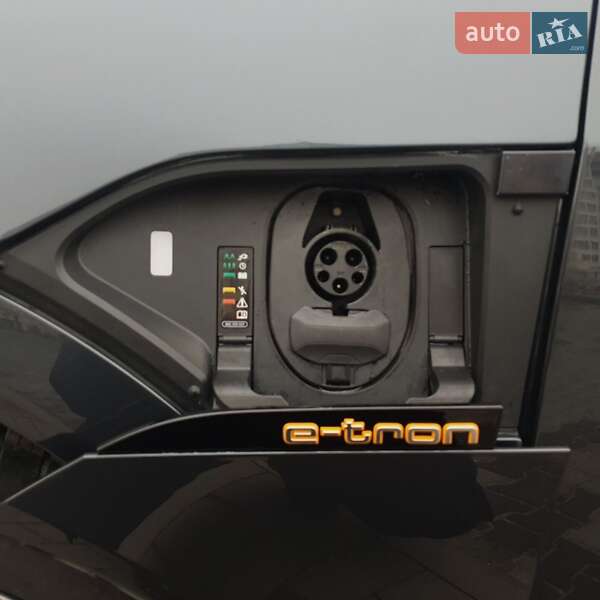 Внедорожник / Кроссовер Audi e-tron 2019 в Хмельницком