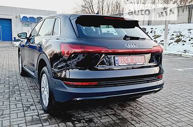 Внедорожник / Кроссовер Audi e-tron 2020 в Тернополе