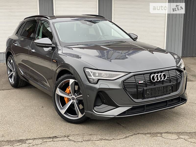 Позашляховик / Кросовер Audi e-tron 2022 в Києві