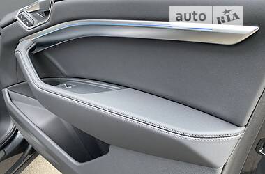 Позашляховик / Кросовер Audi e-tron 2022 в Києві