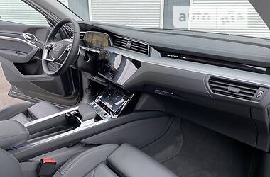 Позашляховик / Кросовер Audi e-tron 2022 в Києві