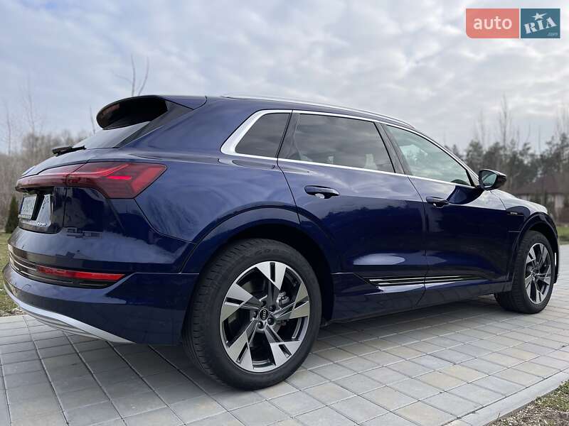 Позашляховик / Кросовер Audi e-tron 2020 в Черкасах фото 10 Позашляховик / Кросовер Audi e-tron 2020 в Черкасах